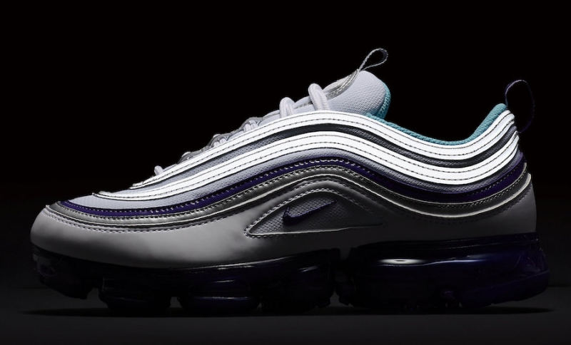 nike air vapormax 97 varsity purple