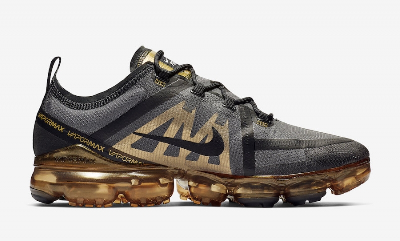 vapormax 2019 black and gold