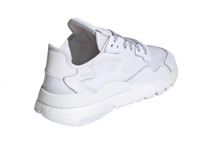 nite jogger white on feet