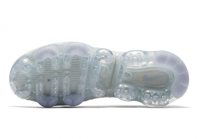 vapormax white ice blue