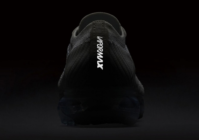 vapormax white ice blue