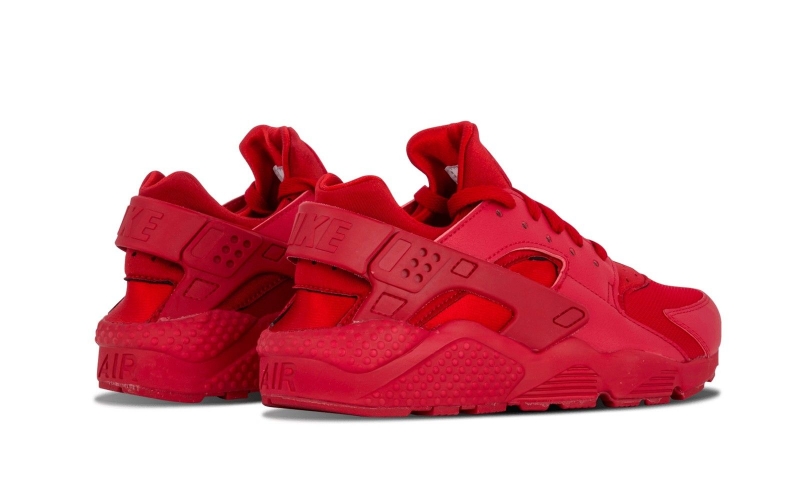 nike huarache triple red nike huarache triple red