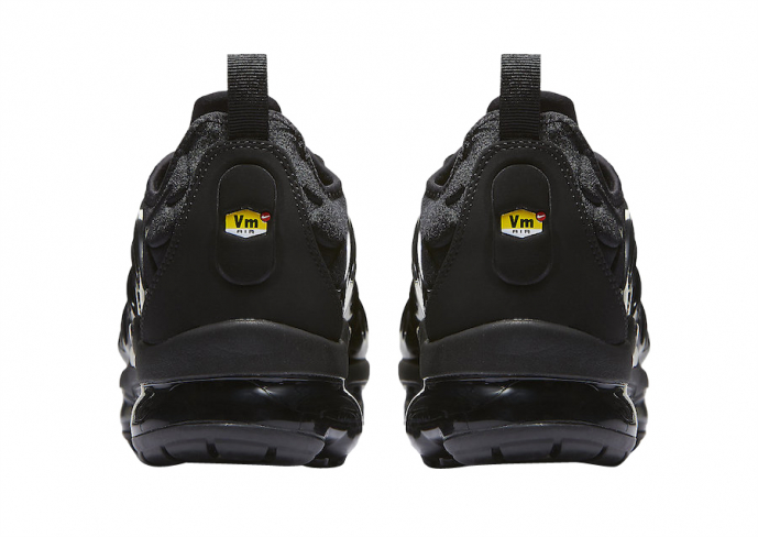 Buy VaporMax Plus on SP 39 Filtered by More