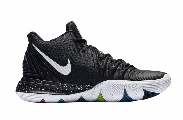 Nike Kyrie 5 Triple Black Rainbow Sole Zapatos nike Zapatillas