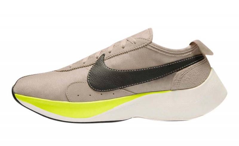 nike moon racer sail