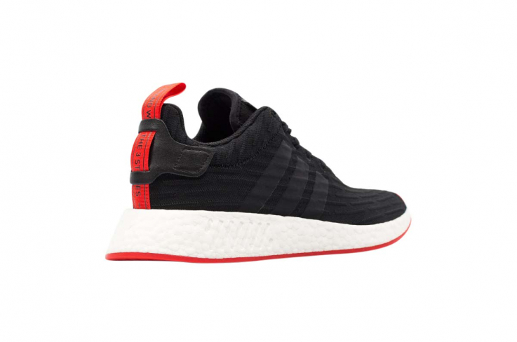 nmd r2 core black red