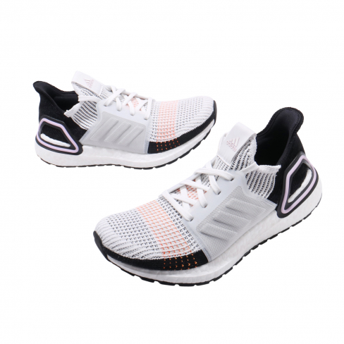 adidas ultra boost crystal white core black