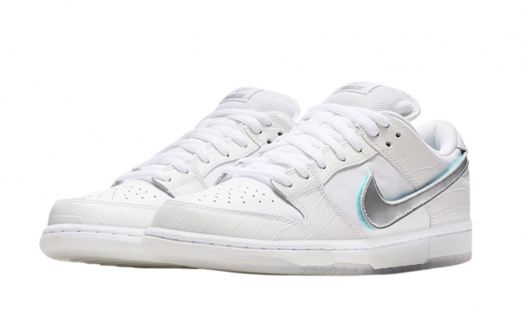 nike dunk low diamond supply