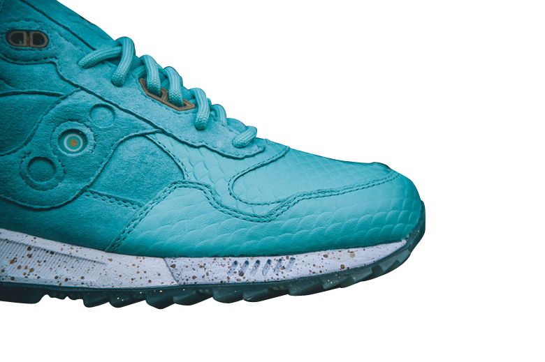 saucony shadow 5000 righteous one for sale