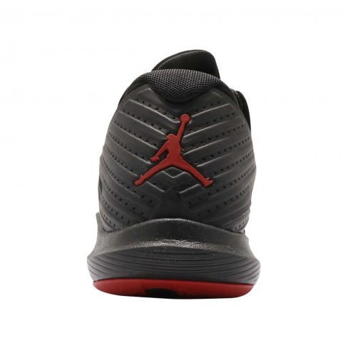 jordan relentless black