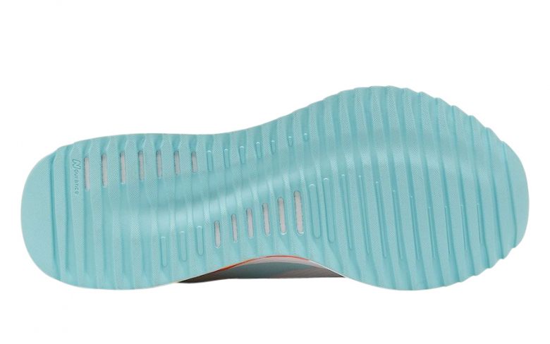 new balance fuelcell echolucent pride