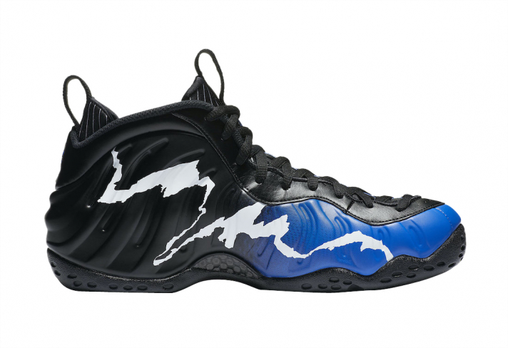 foamposite one black aurora