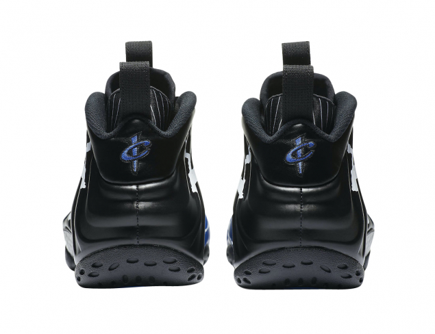 foamposite one black aurora
