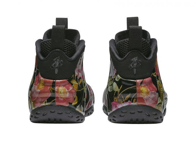 nike air foamposite floral