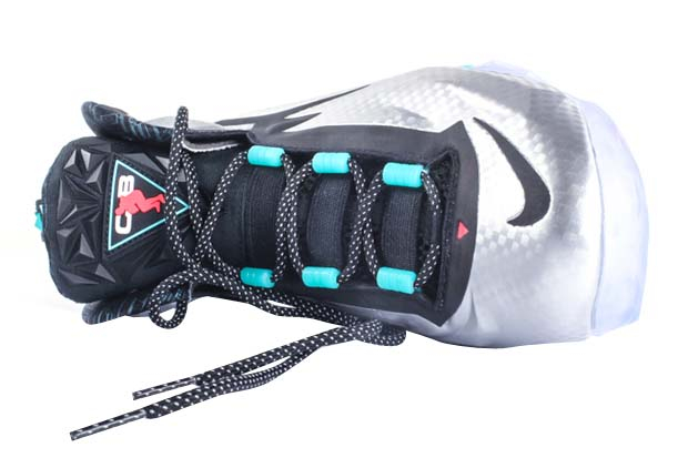 nike chuck posite metallic silver