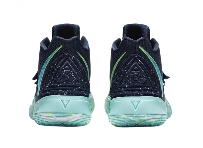 kyrie 5 spaceship
