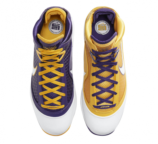 lebron 7s lakers