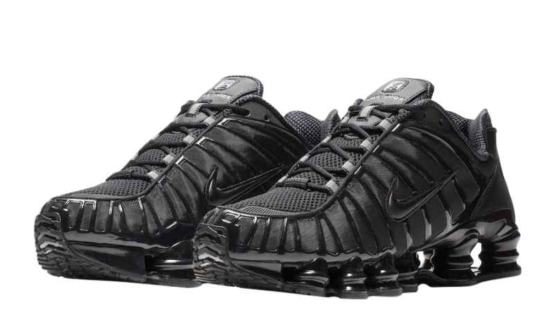 shox triple black