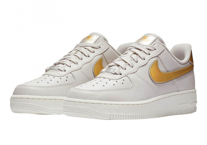 nike af1 metallic swoosh