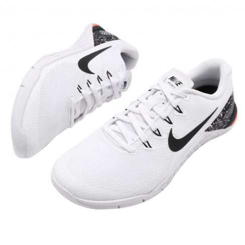 metcon 4 white and black