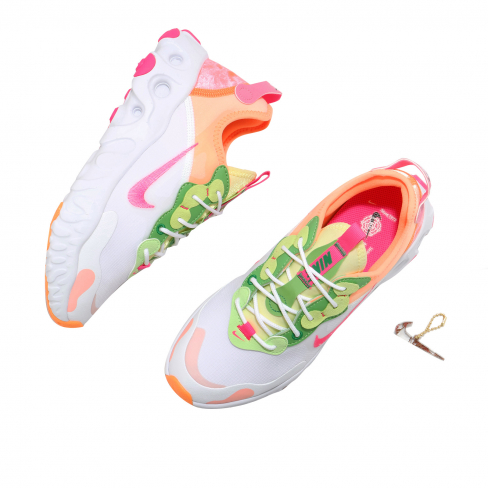 nike art3mis pink