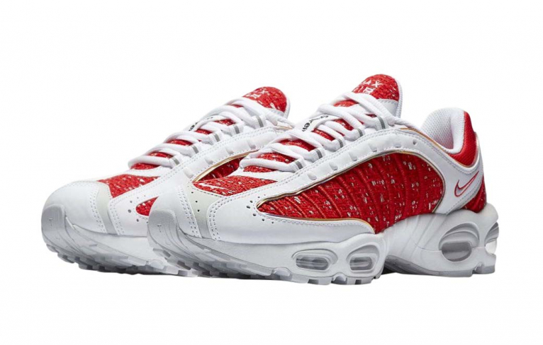 supreme nike air max plus white red