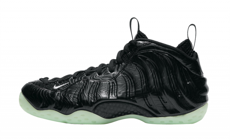 kicks on fire foamposite