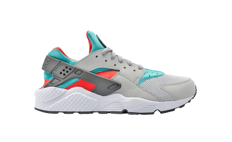 nike air huarache light silver