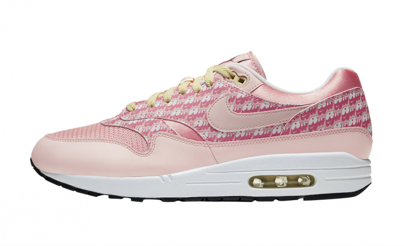 lemonade strawberry nike